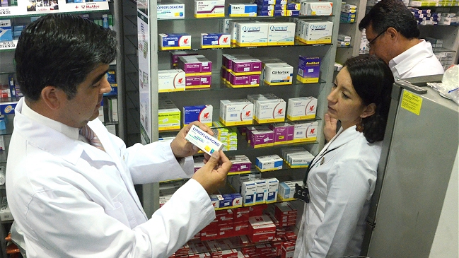 ISP fiscalizó cumplimiento de nueva ley de Medicamentos en farmacias