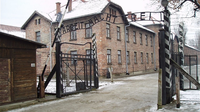 Policía capturó a tres presuntos guardianes de Auschwitz en Stuttgart