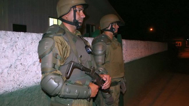 Intendencia del Biobío se querellará por ataque contra carabineros en Cañete