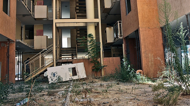 Vecinos exigieron demolición del edificio Hermanos Carrera a cuatro años del 27-F