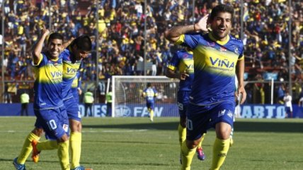 Angel Rojas anotó la ventaja de Everton sobre Santiago Wanderers