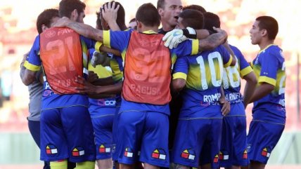 Everton ganó una nueva versión del "clasico porteño" ante Santiago Wanderers