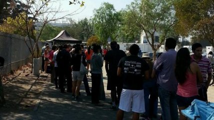  Santiago 2014: Deportistas hacen fila para tener entradas  