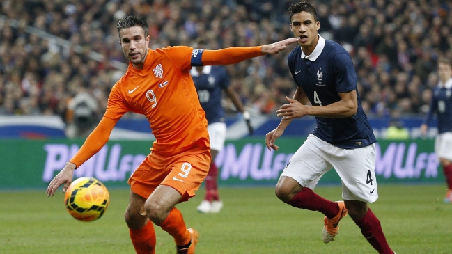 Jose Mourinho: Raphael Varane es el mejor central del mundo