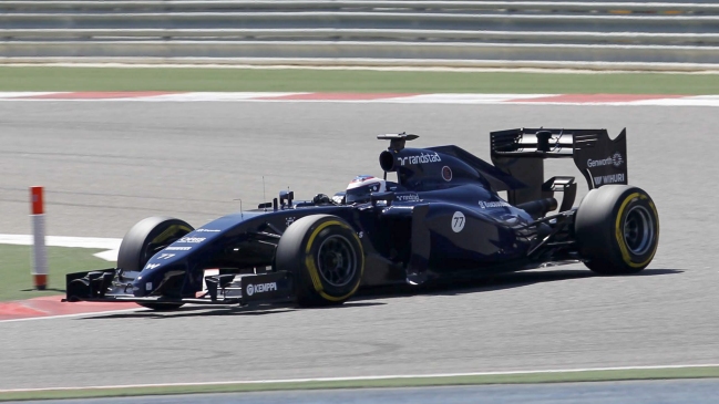 Escudería Williams presentó la nueva imagen de su FW36