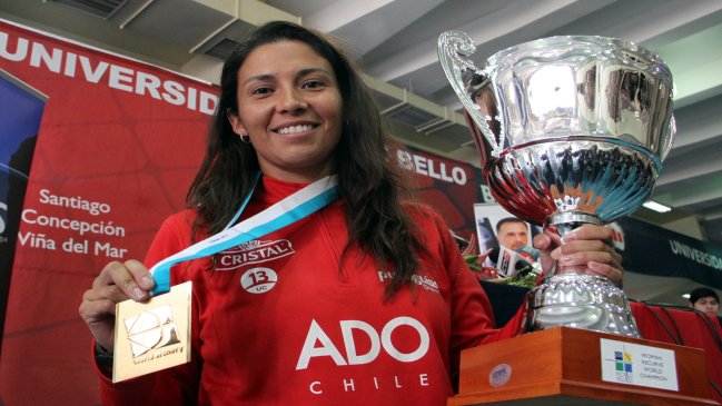 Denisse van Lamoen se retira como la mejor arquera nacional de todos los tiempos