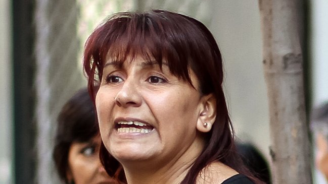 Roxana Miranda dará la bienvenida a Bachelet 