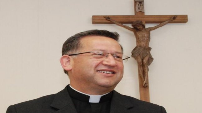 Monseñor René Rebolledo asumió como arzobispo de La Serena