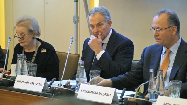 Ex ministro británico pidió a Israel que quite barreras al desarrollo económico de Palestina