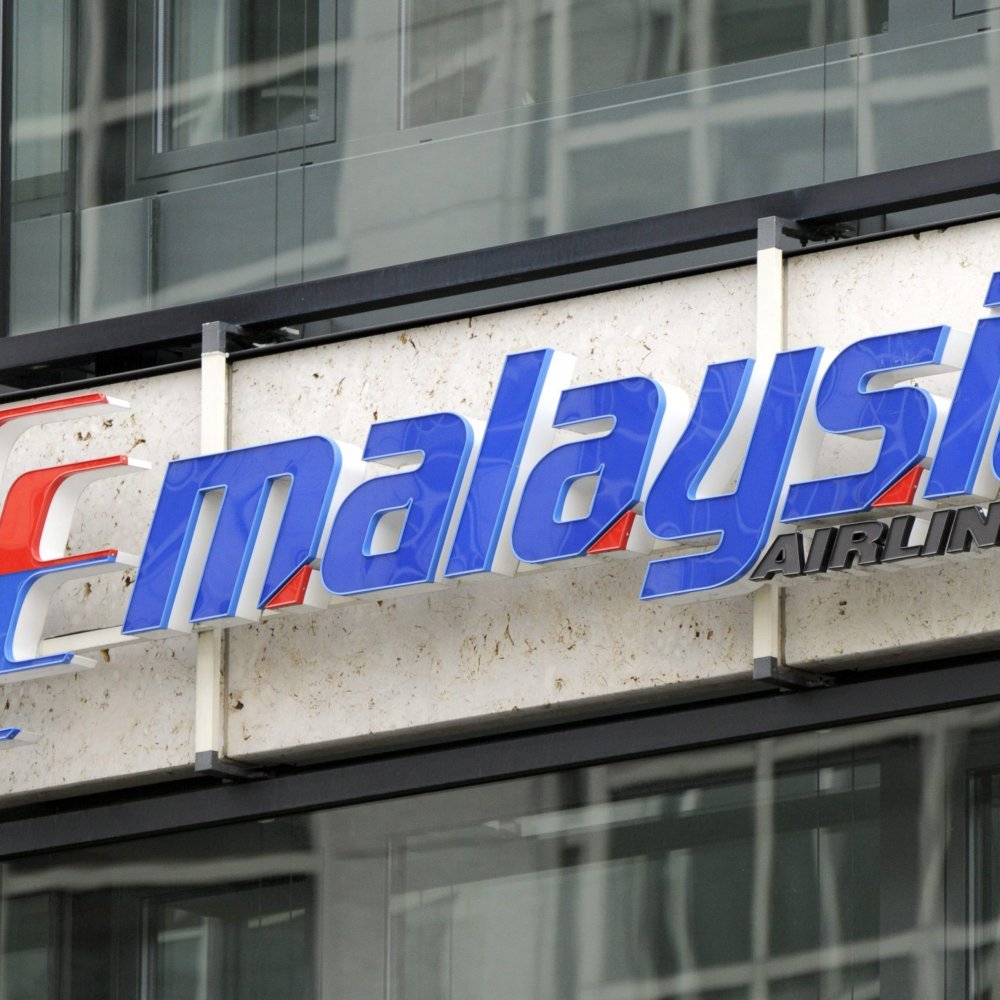 Se reanuda la búsqueda aérea del avión de Malaysia Airlines desaparecido