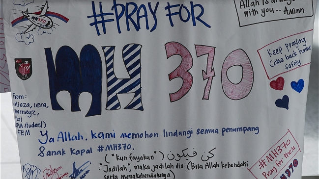 Primer ministro de Malasia pidió paciencia a familiares de pasajeros