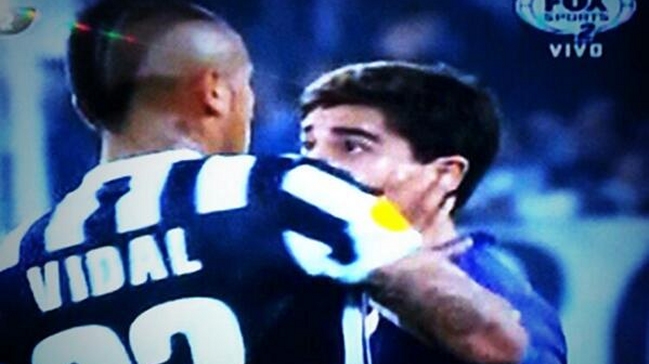 ¿Qué te pareció la pelea entre Arturo Vidal y David Pizarro?