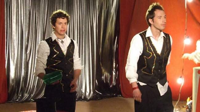 Presentan adelanto de película 