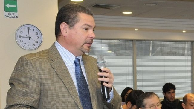 Los nexos del superintendente de Medio Ambiente con Barrick, Agrosuper y Collahuasi