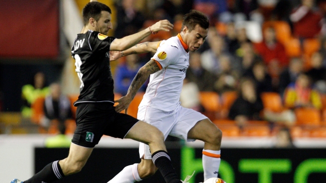 Marcelo Díaz y Eduardo Vargas se medirán en cuartos de la Europa League