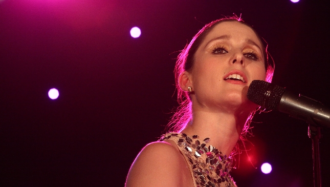 Francisca Valenzuela fue confirmada en el cartel de Lollapalooza Chicago