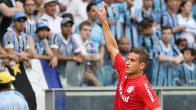 Internacional derrotó a Gremio en la ida por la final del Campeonato Gaúcho