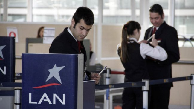 Trabajadores de LAN Express votaron a favor de la huelga