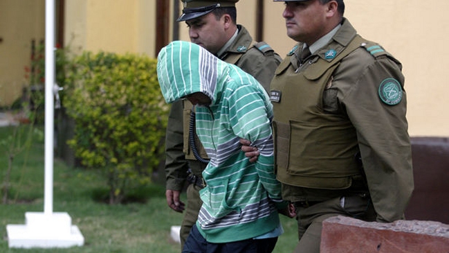 Cuatro menores detenidos por distintos asaltos en Región Metropolitana