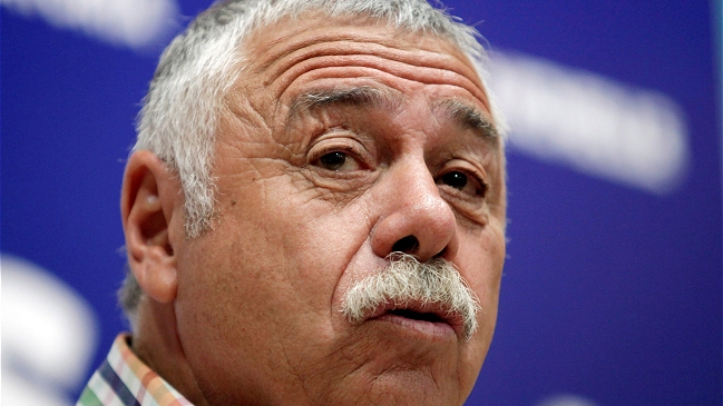 Caszely recibió apoyo de Gabriel Mendoza para llegar al directorio de Blanco y Negro