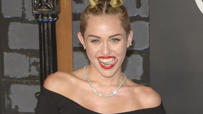 Miley Cyrus vive 