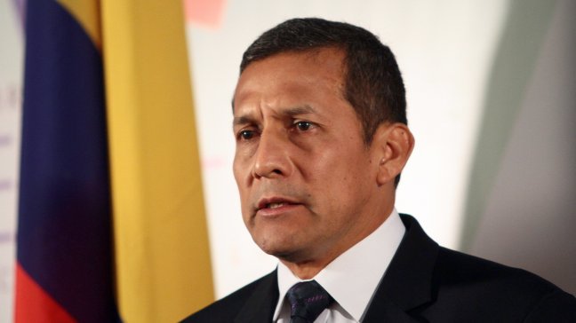 Ollanta Humala ofreció ayuda a Chile para el rescate y ubicación de personas