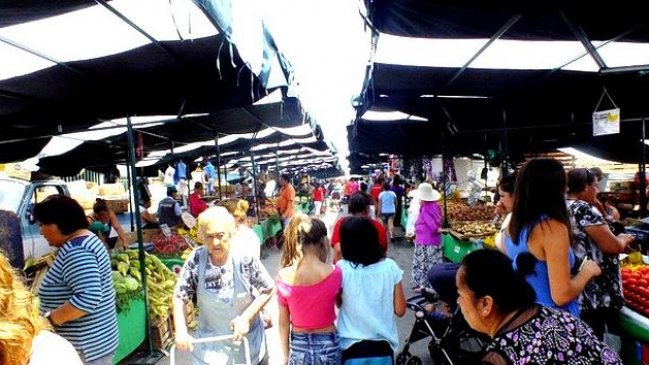 Salvo Iquique, las ferias libres funcionan con normalidad en todo el país