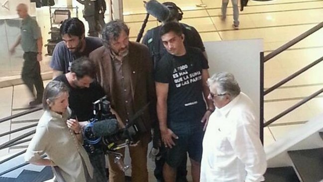 José Mujica graba documental en mall que fue antes su prisión