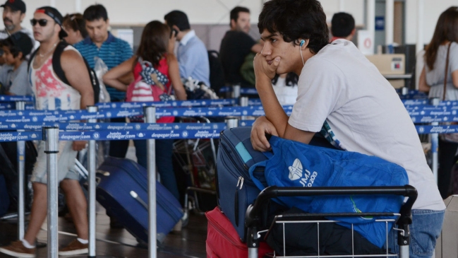 Asociación Chilena de Líneas Aéreas anticipó alzas en el precio de los pasajes