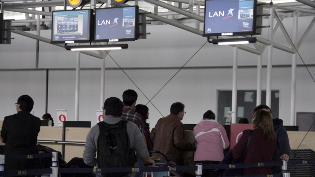 Trabajadores de LAN Express anunciaron huelga para el martes