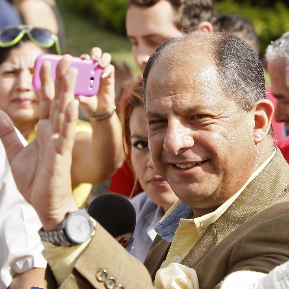 Costa Rica: la insólita elección contra un candidato 