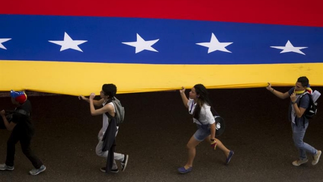 Gobierno y oposición de Venezuela mantendrán este jueves su primera reunión formal