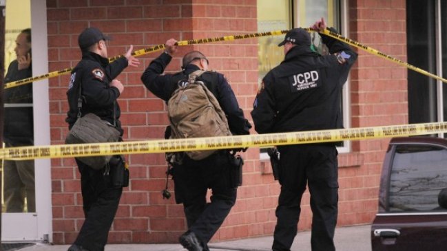 Tres muertos dejó presunto ataque neonazi en centros judíos de Kansas