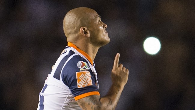 Humberto Suazo volvió a la titularidad en igualdad entre Monterrey y Jaguares