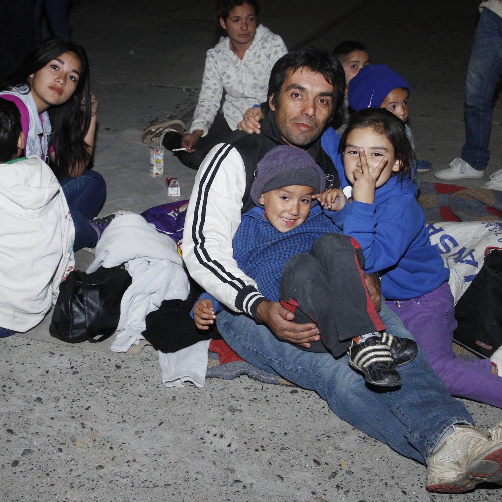 Damnificados de Valparaíso esperan ayuda y alimentos no perecibles