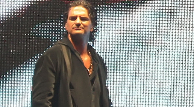 Ricardo Arjona realizará íntimo show en el Teatro Municipal de Santiago