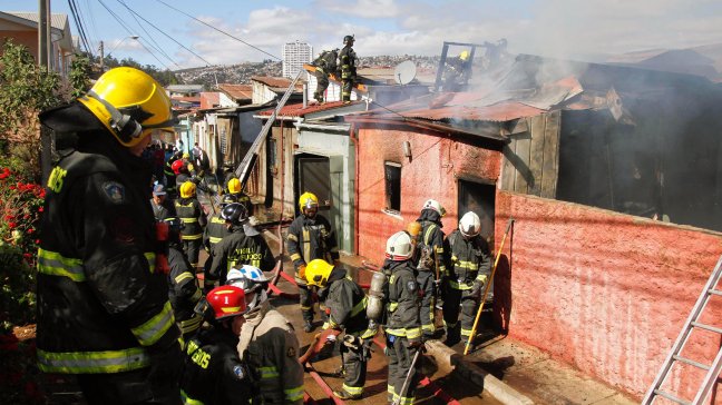 ¿Por qué los bomberos no quieren tener un sueldo?