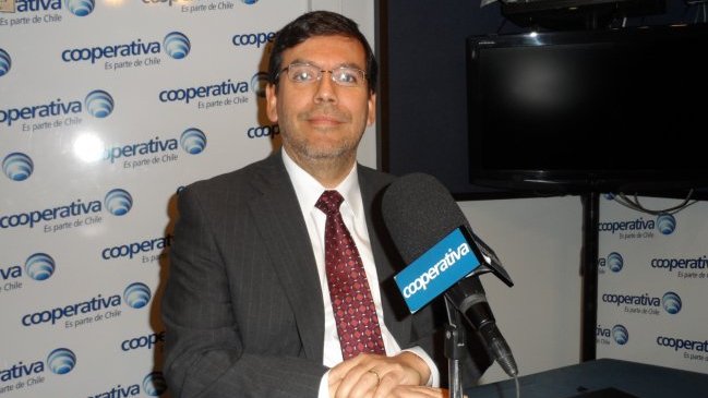 Alberto Arenas: Reforma tributaria no afecta a viviendas ni a pensiones