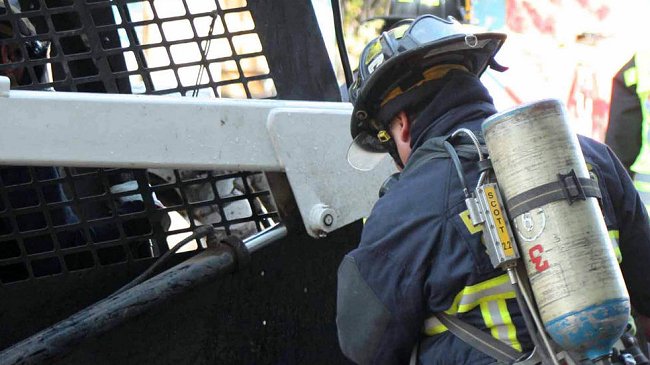 Emergencia química movilizó a Bomberos en Quinta Normal