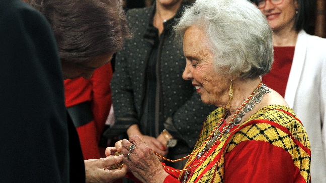 Elena Poniatowska: Soy una Sancho Panza femenina que da voz a los perdedores