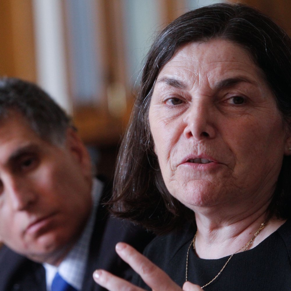 Valparaíso: Ministra reitera que reconstrucción se hará en zonas seguras