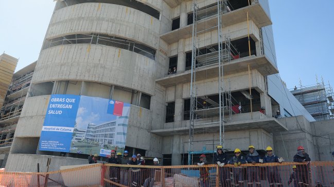 Atraso en hospitales amenaza plan 20-20-20 del Gobierno