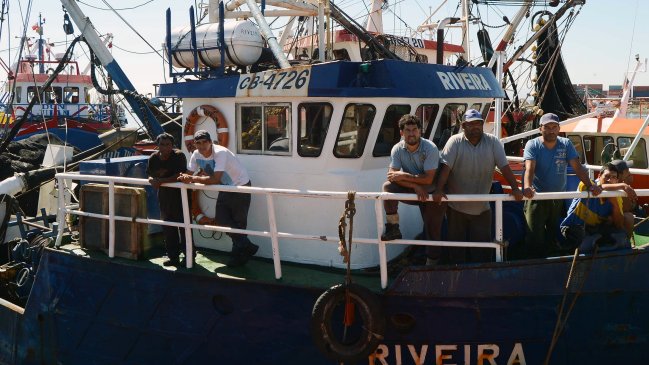 Trabajadores pesqueros denuncian 2.000 despidos tras Ley Longueira