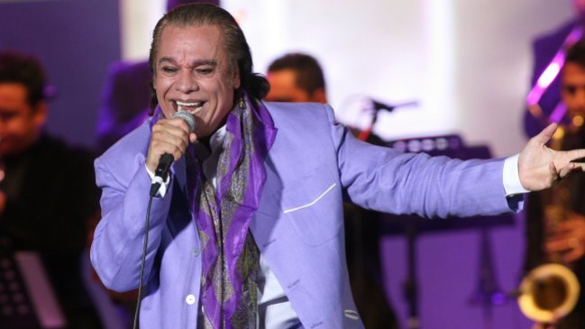 Juan Gabriel tomará reposo por dos meses tras neumonía