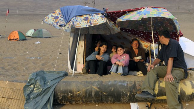 Quedan 21.813 damnificados en el norte de Chile a un mes del terremoto