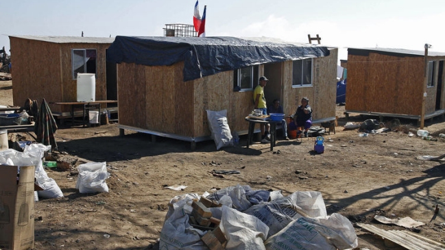 Afectados por incendio participaron en misa del Día del Trabajador en Valparaíso