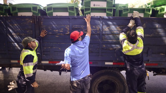 Diputados proponen que deudas impagas por aseo municipal prescriban en tres años