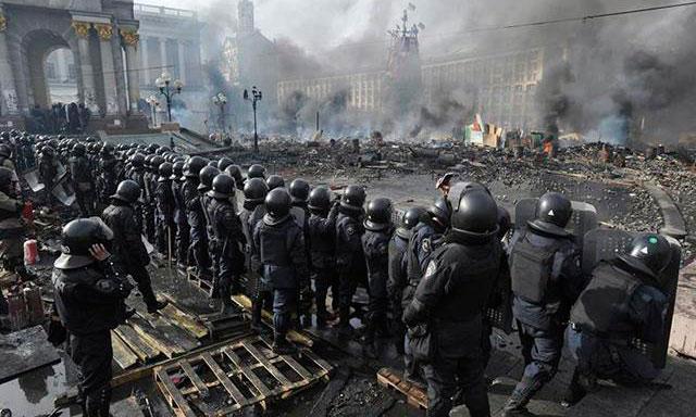 Ucrania: Continúan los combates callejeros entre Ejército y milicias prorrusas