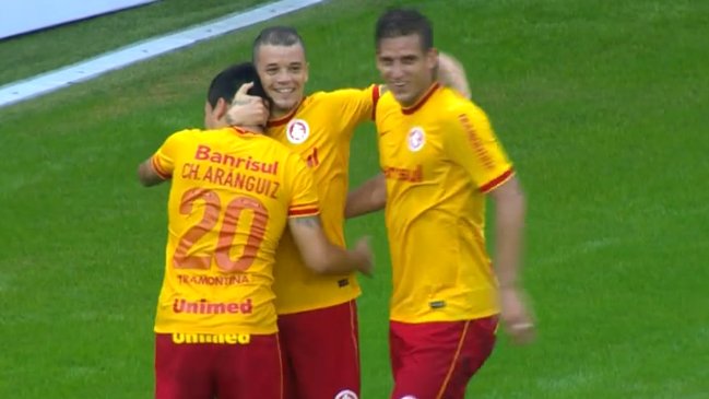 Internacional de Porto Alegre triunfó en el Brasileirao con gol de Charles Aránguiz