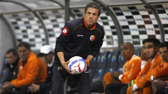 José Cantillana: Hay que tener respeto por Cobresal porque es una institución que lo tiene todo